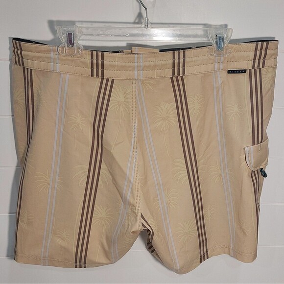 VISSLA Twentynine Mens 16.5" Board Shorts Size 38 Upcycle Coconut Phathom Palms - Picture 3 of 10